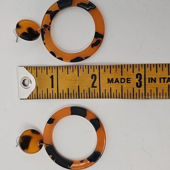 Vintage Tortoise Shell Animal Print Drop Earrings - Picture 4 of 5